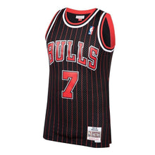Load image into Gallery viewer, 7 - Men's Mitchell &amp; Ness Toni Kukoc Black Chicago Bulls 1995-96 Hardwood Classics Swingman Jersey - Black