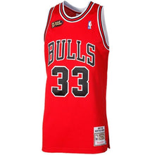 Load image into Gallery viewer, 33 - Mitchell &amp; Ness Scottie Pippen Chicago Bulls 1997-1998 Throwback Authentic Jersey - Red